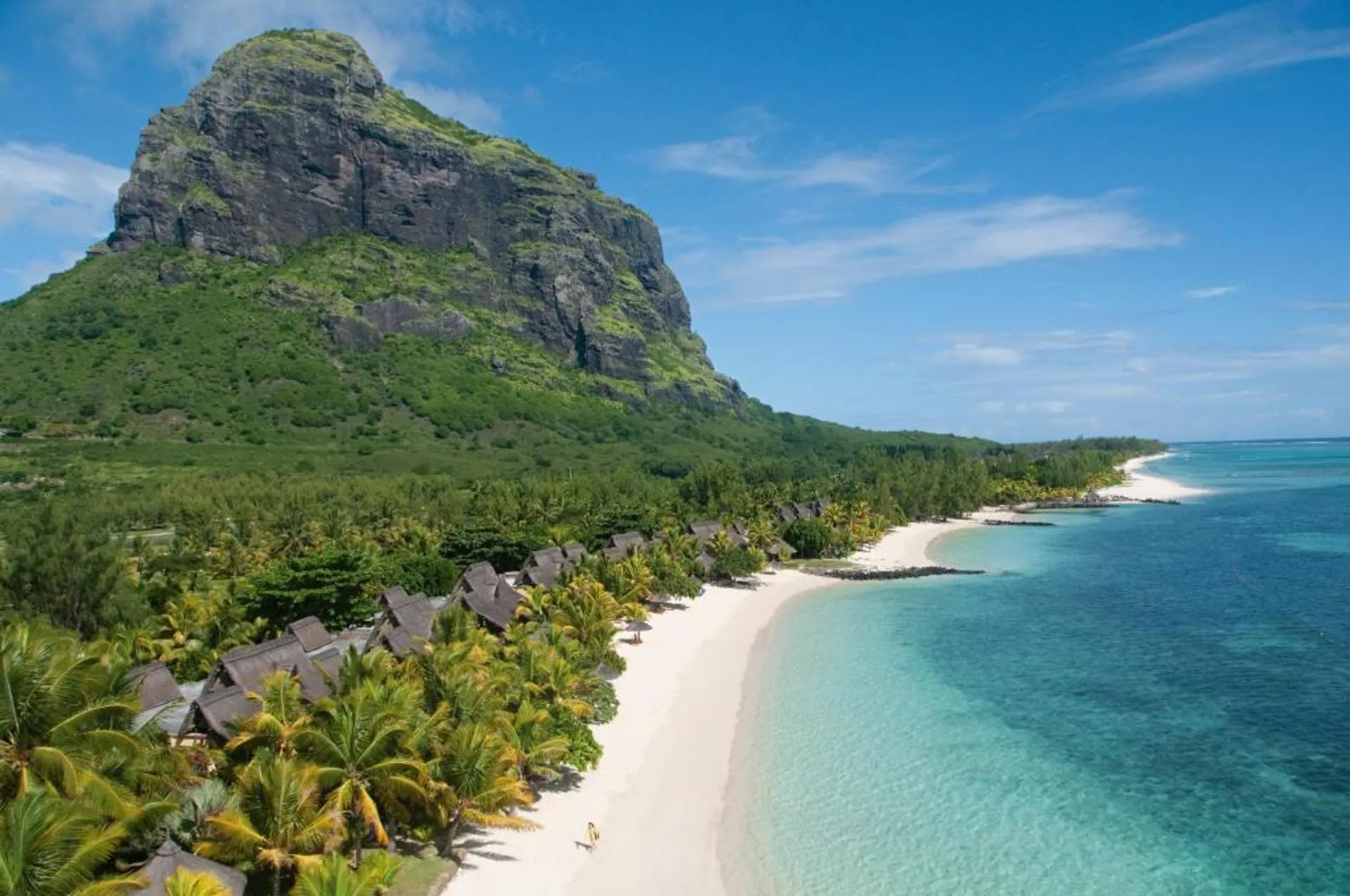 Paradis Beachcomber Golf Resort & Spa 5*