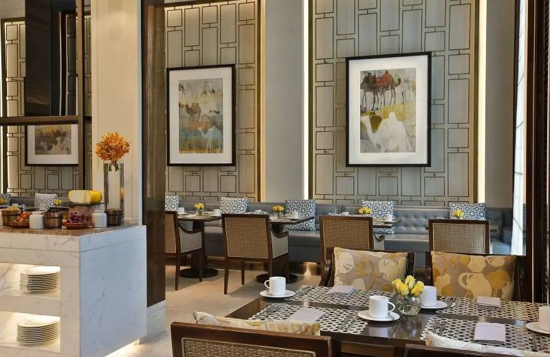 The Ritz-Carlton, Dubai 5*