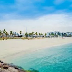 Most beautiful beaches and best beach clubs in Dubai!