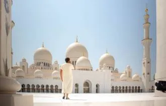 Dovolenka v Emirátoch nemusí byť len v Dubaji. Čo ponúkajú Abu Dhabí či Ras al Khaimah?