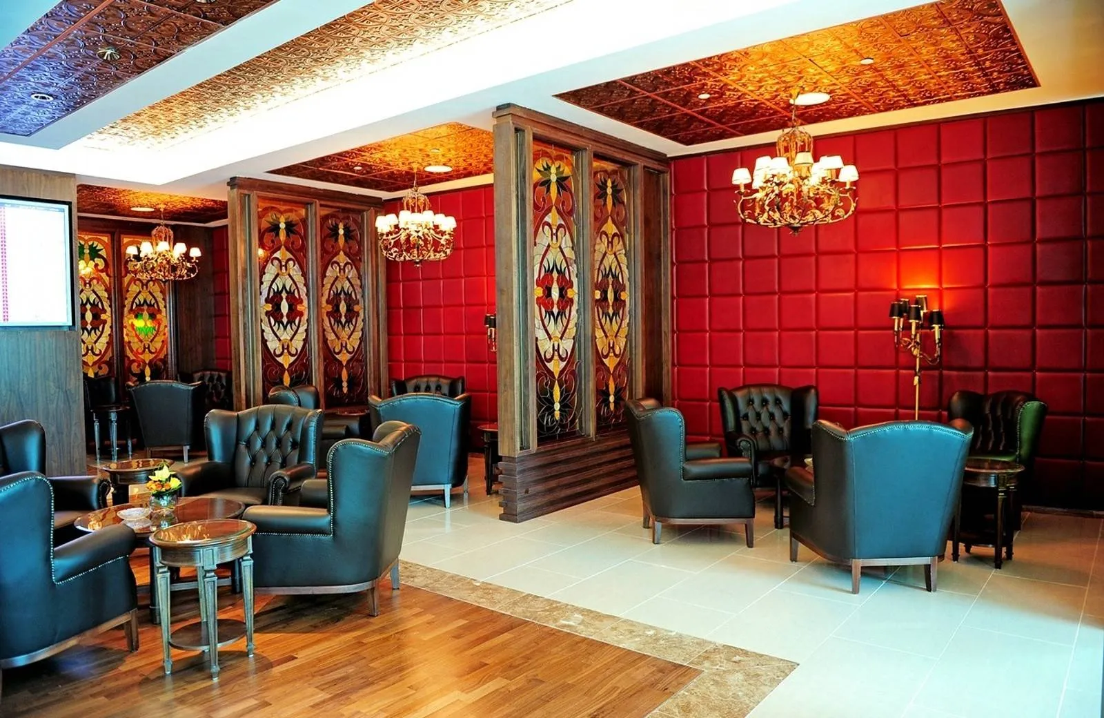 First Class Lounge