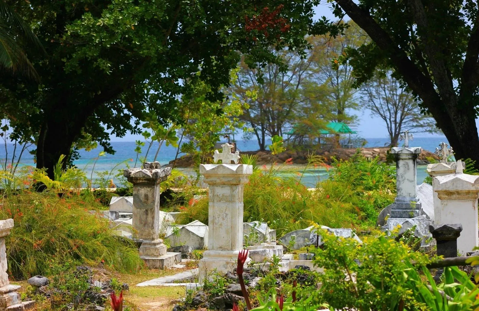 Praslin/La Digue - loďou