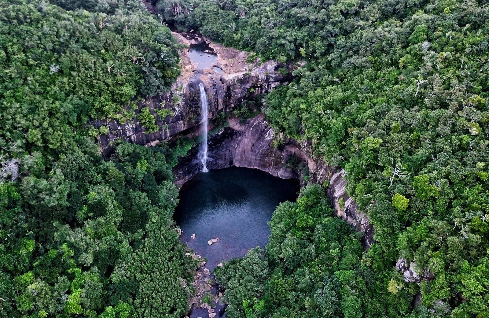 Celodenná turistika - 7 Cascades