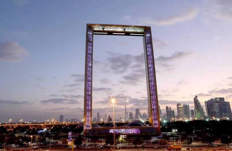 Atrakcia Dubai Frame, Spojené Arabské Emiráty