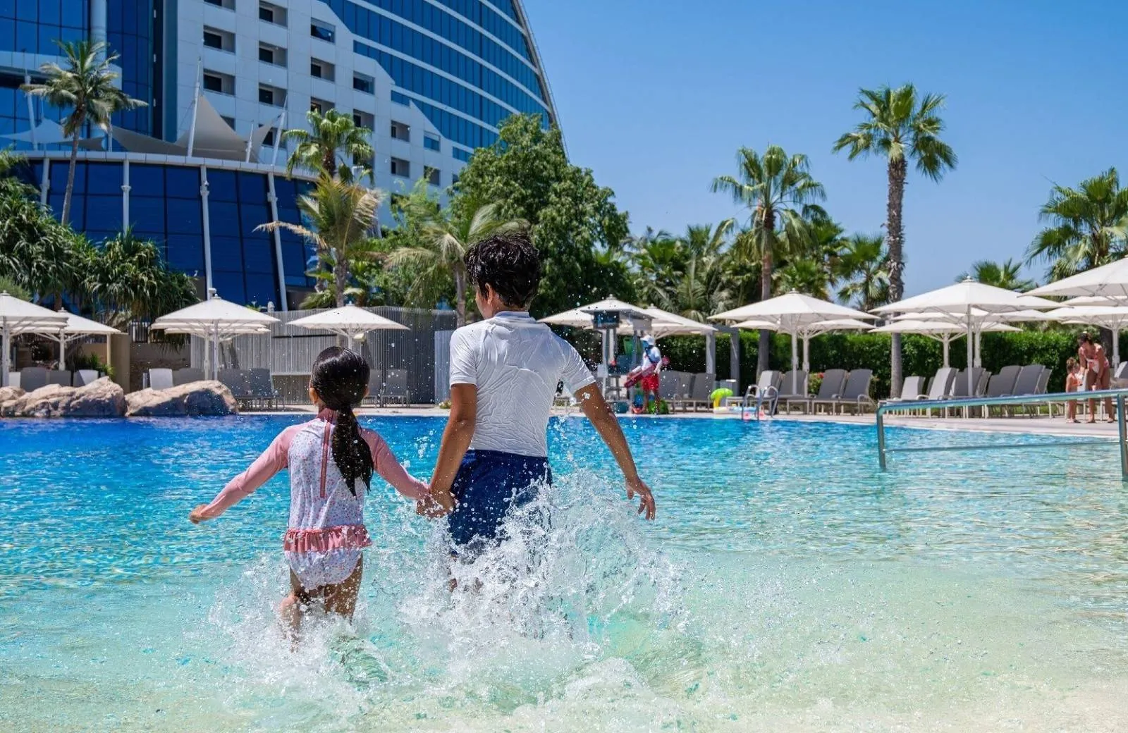 Jumeirah Beach Hotel 5*