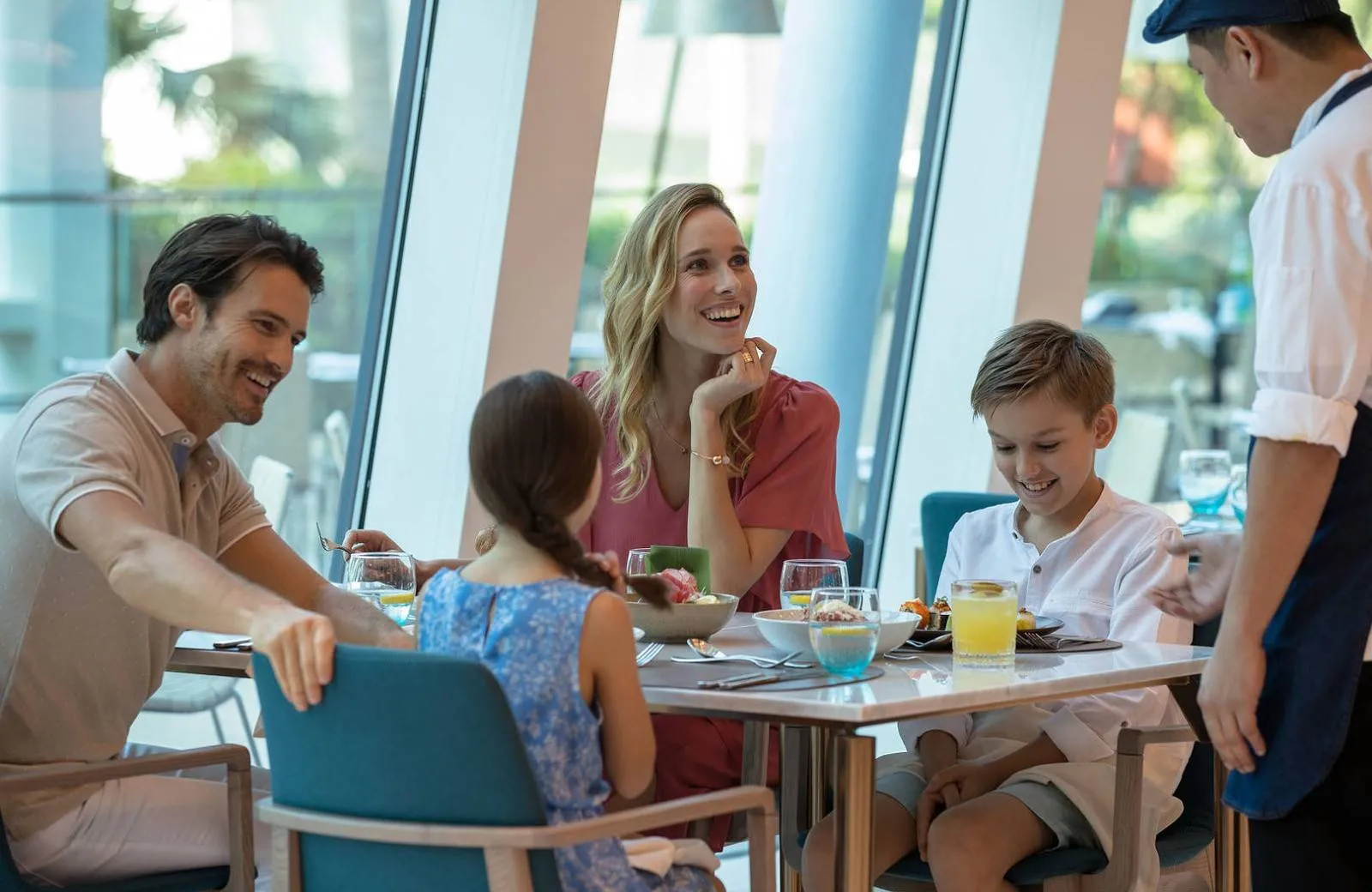 Jumeirah Beach Hotel 5*