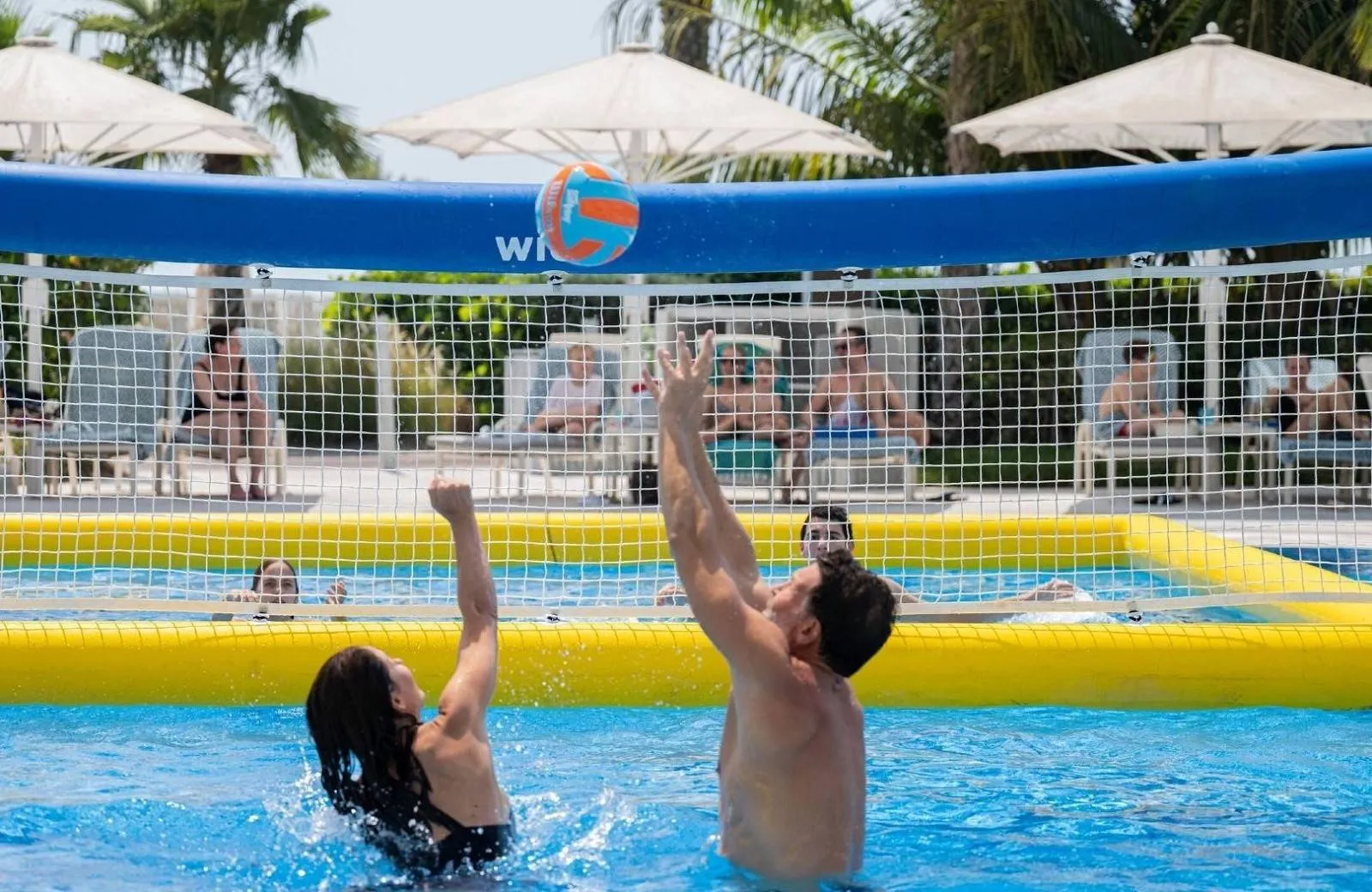 Jumeirah Beach Hotel 5*