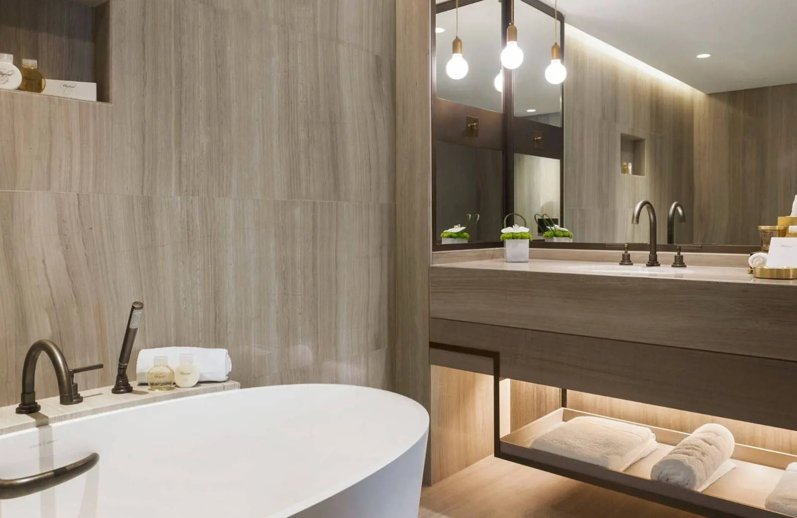 Jumeirah Beach Hotel 5*