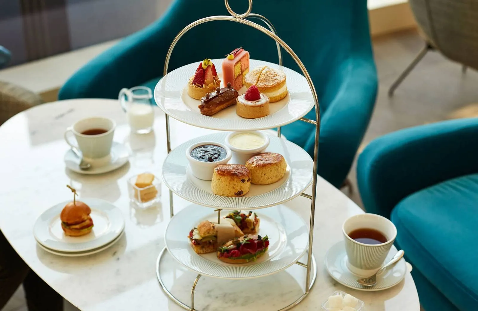 Jumeirah Beach Hotel 5*