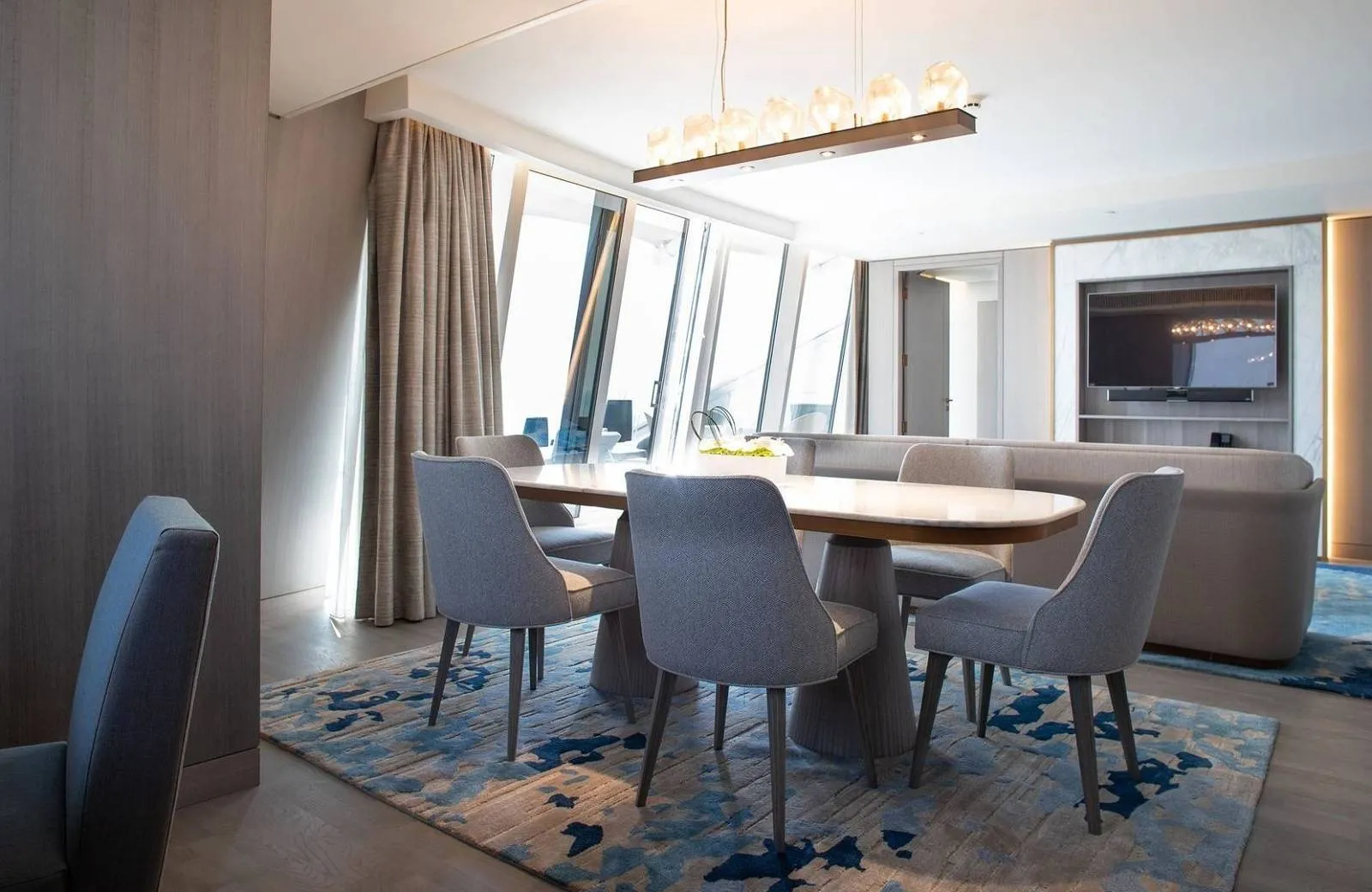 Jumeirah Beach Hotel 5*