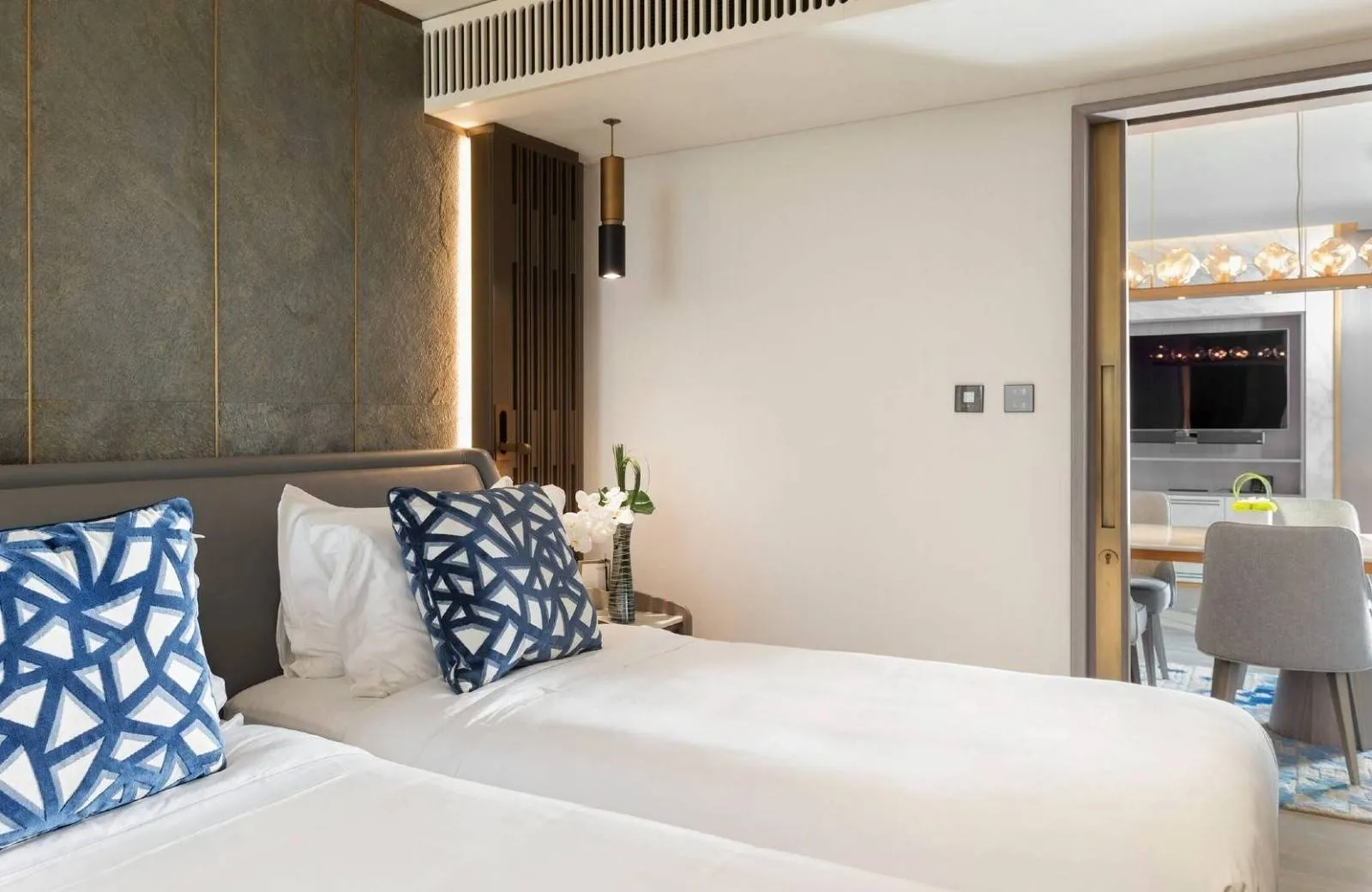 Jumeirah Beach Hotel 5*