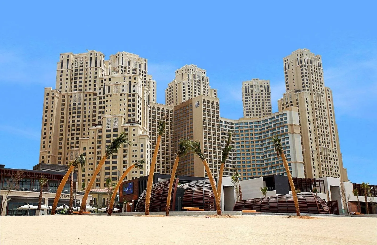 Amwaj Rotana Jumeirah Beach