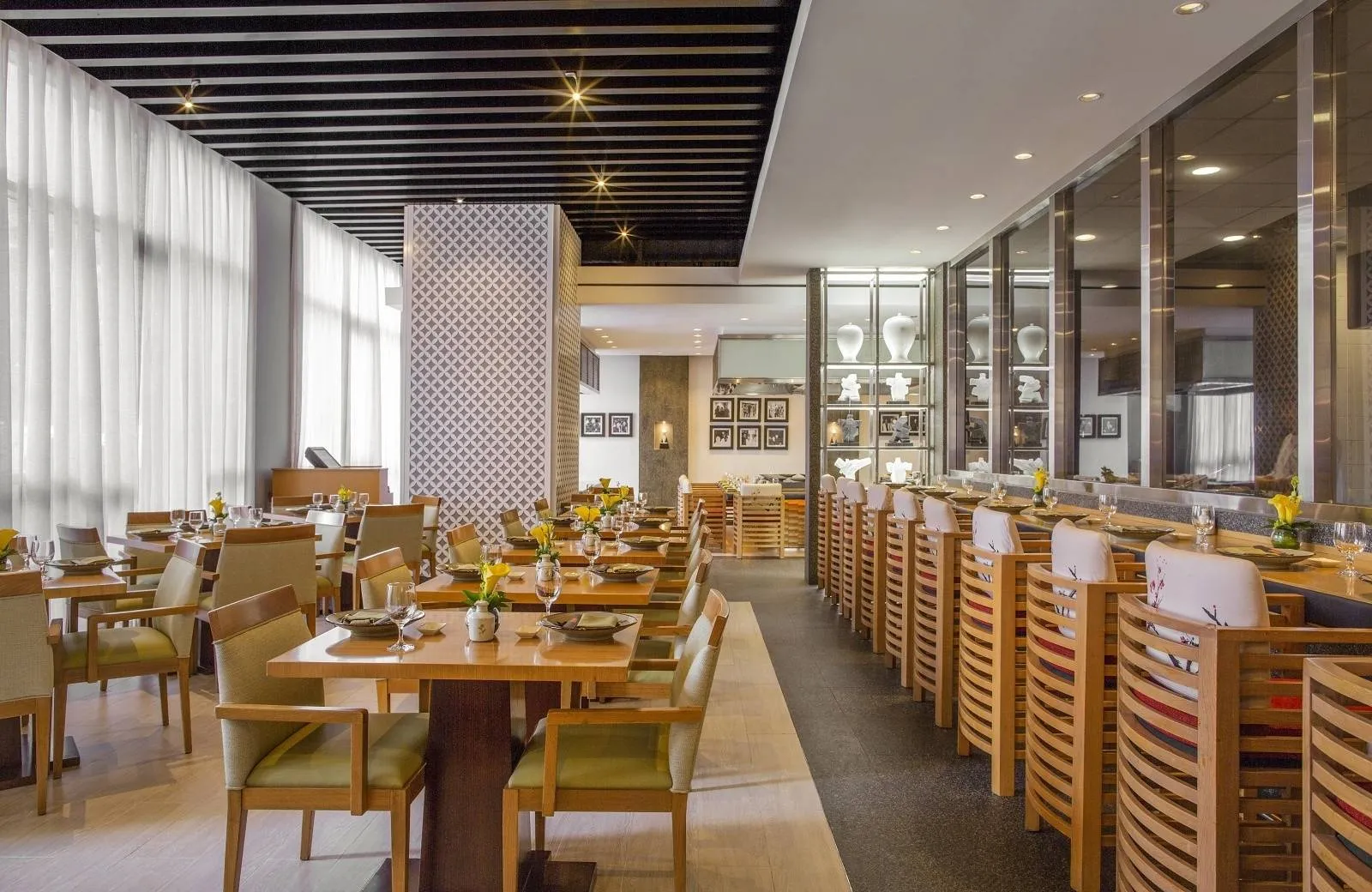 Amwaj Rotana Jumeirah Beach 5*