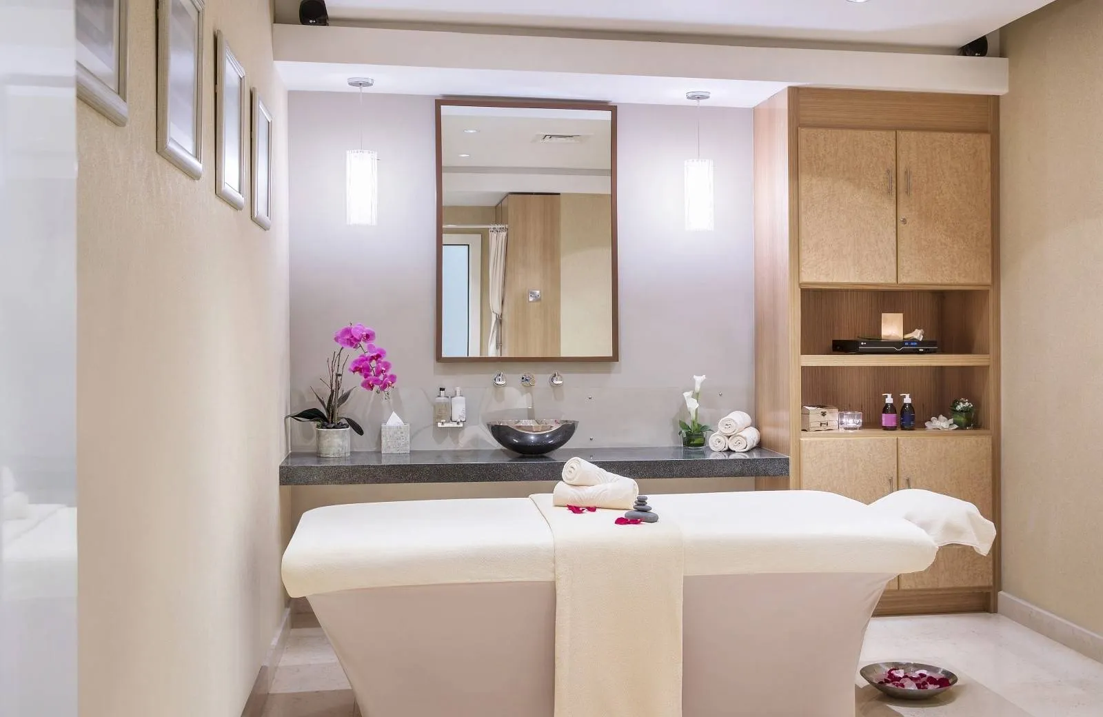 Amwaj Rotana Jumeirah Beach 5*