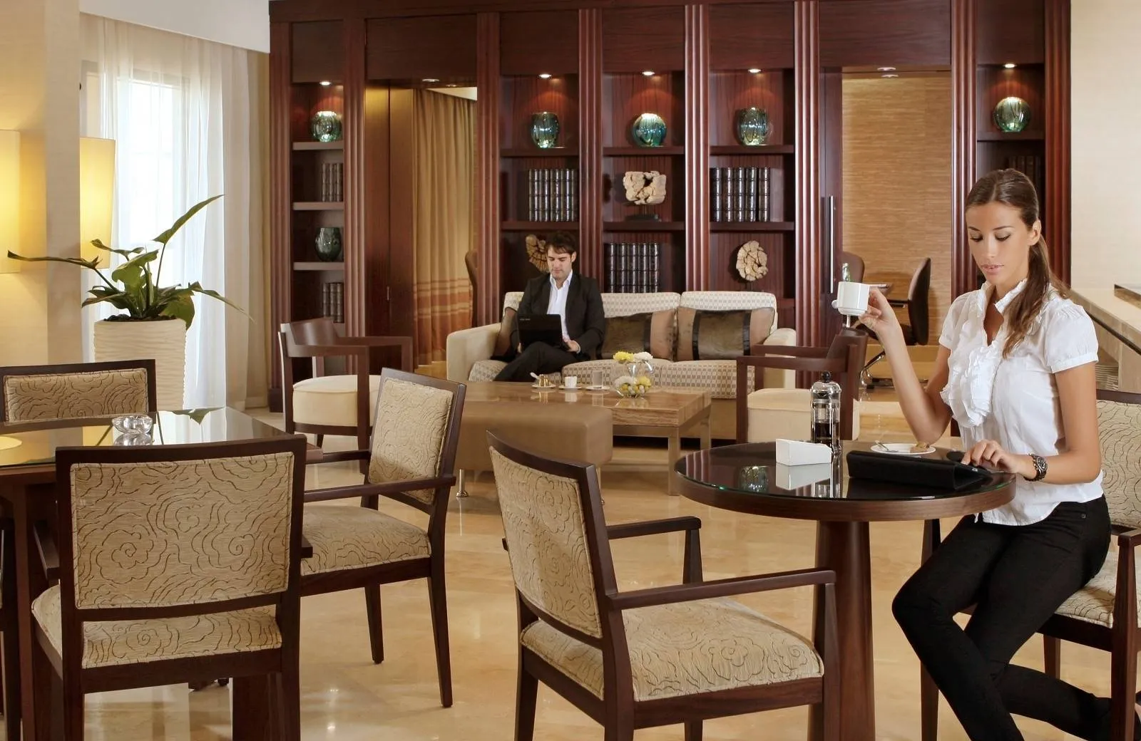 Amwaj Rotana Jumeirah Beach 5*