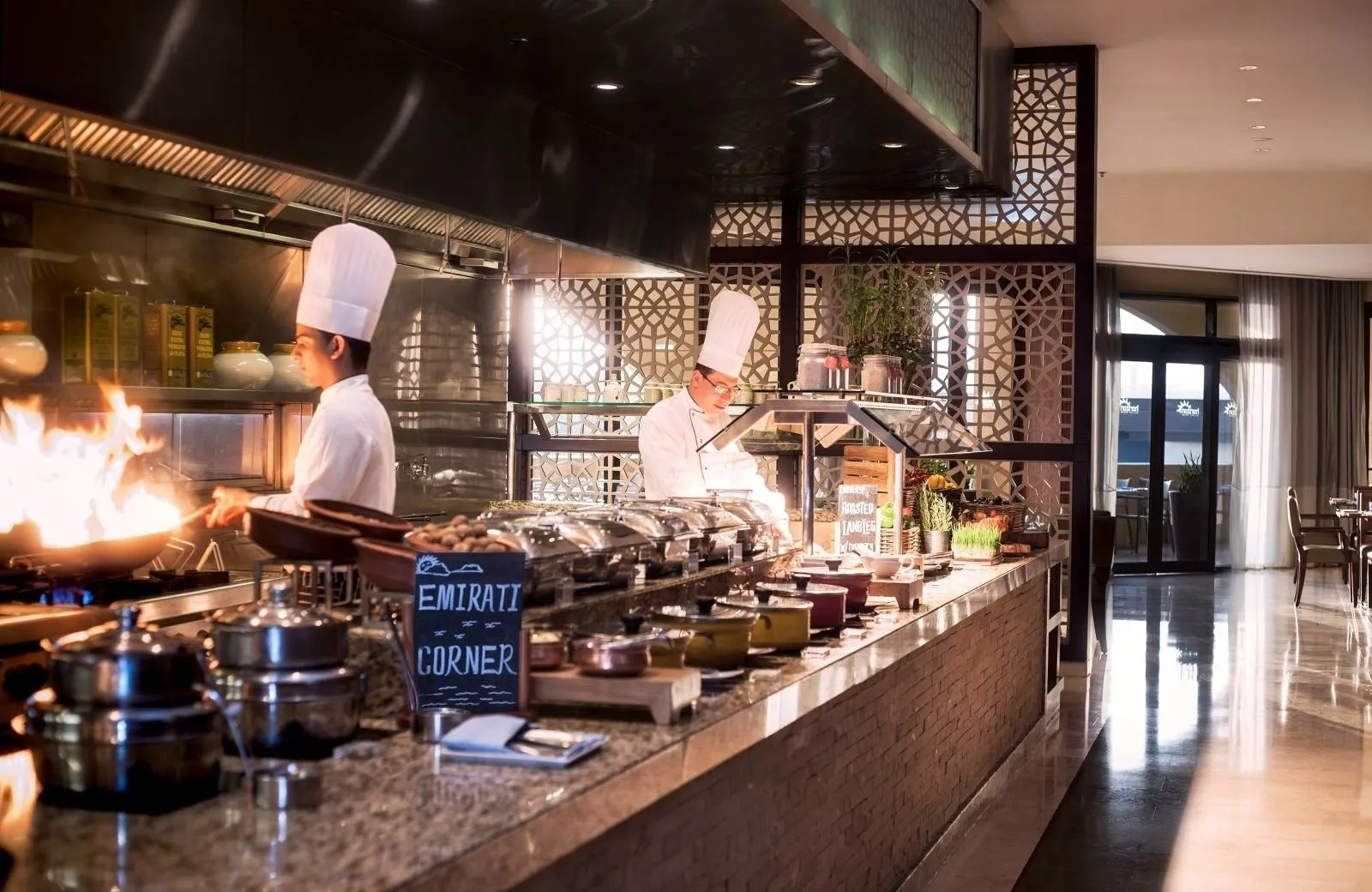 Amwaj Rotana Jumeirah Beach 5*