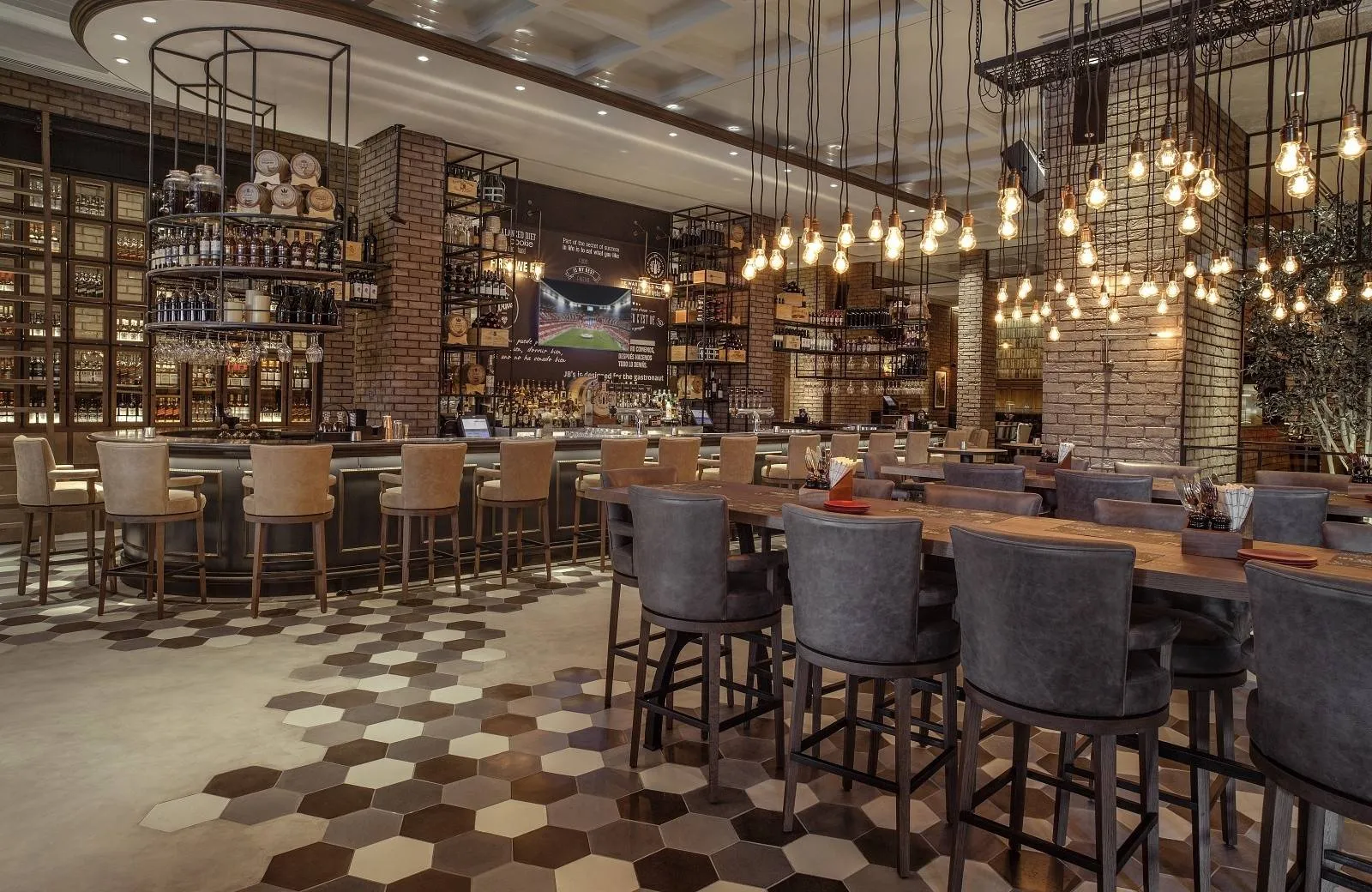 Amwaj Rotana Jumeirah Beach 5*