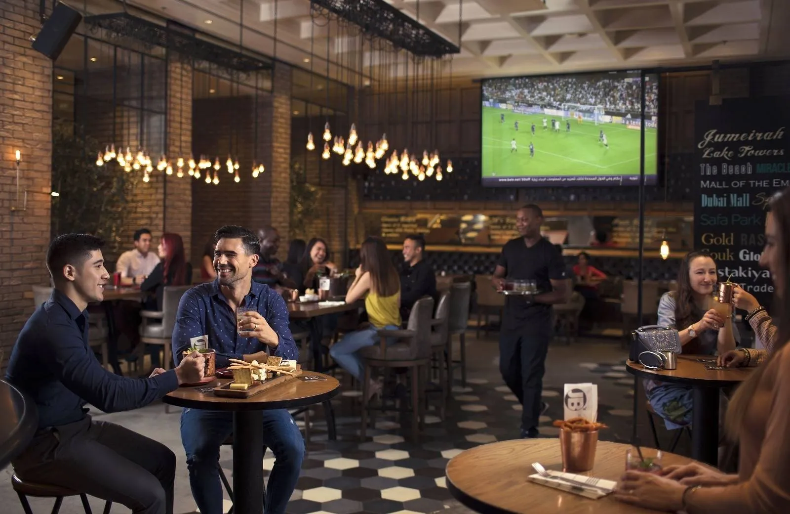 Amwaj Rotana Jumeirah Beach 5*