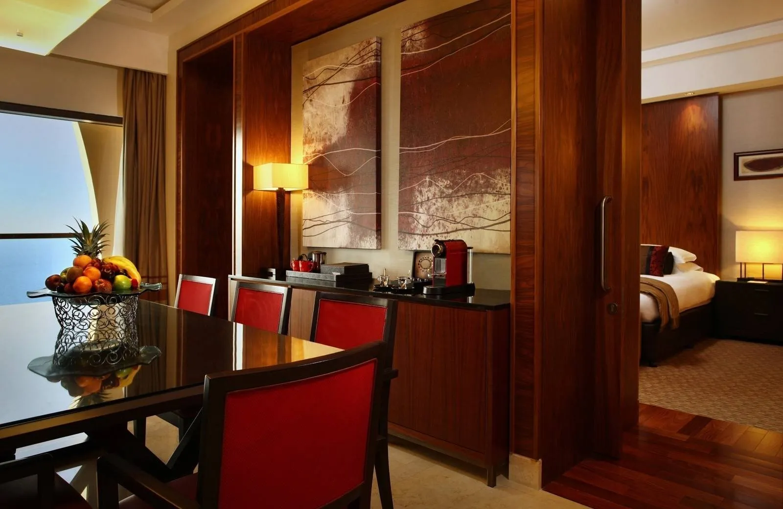 Amwaj Rotana Jumeirah Beach 5*