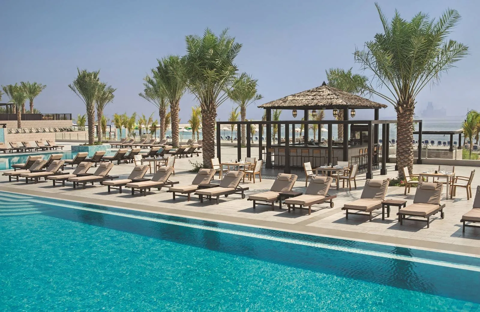 DoubleTree By Hilton Resort & Spa Marjan Island 5*