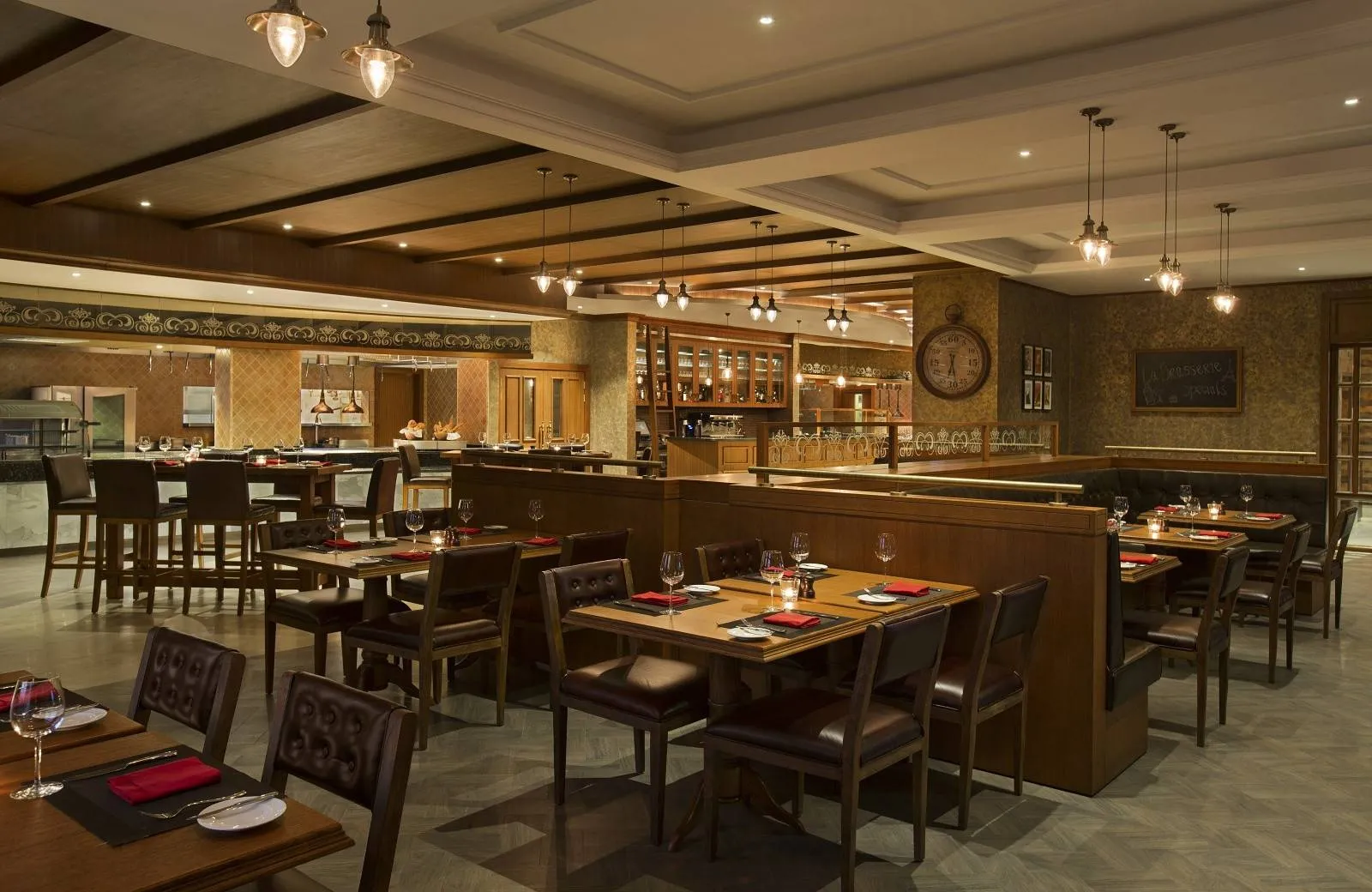 DoubleTree By Hilton Resort & Spa Marjan Island 5*