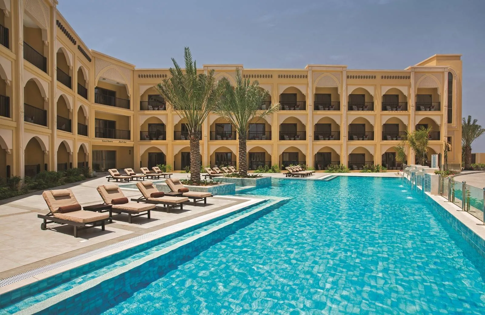 DoubleTree By Hilton Resort & Spa Marjan Island 5*