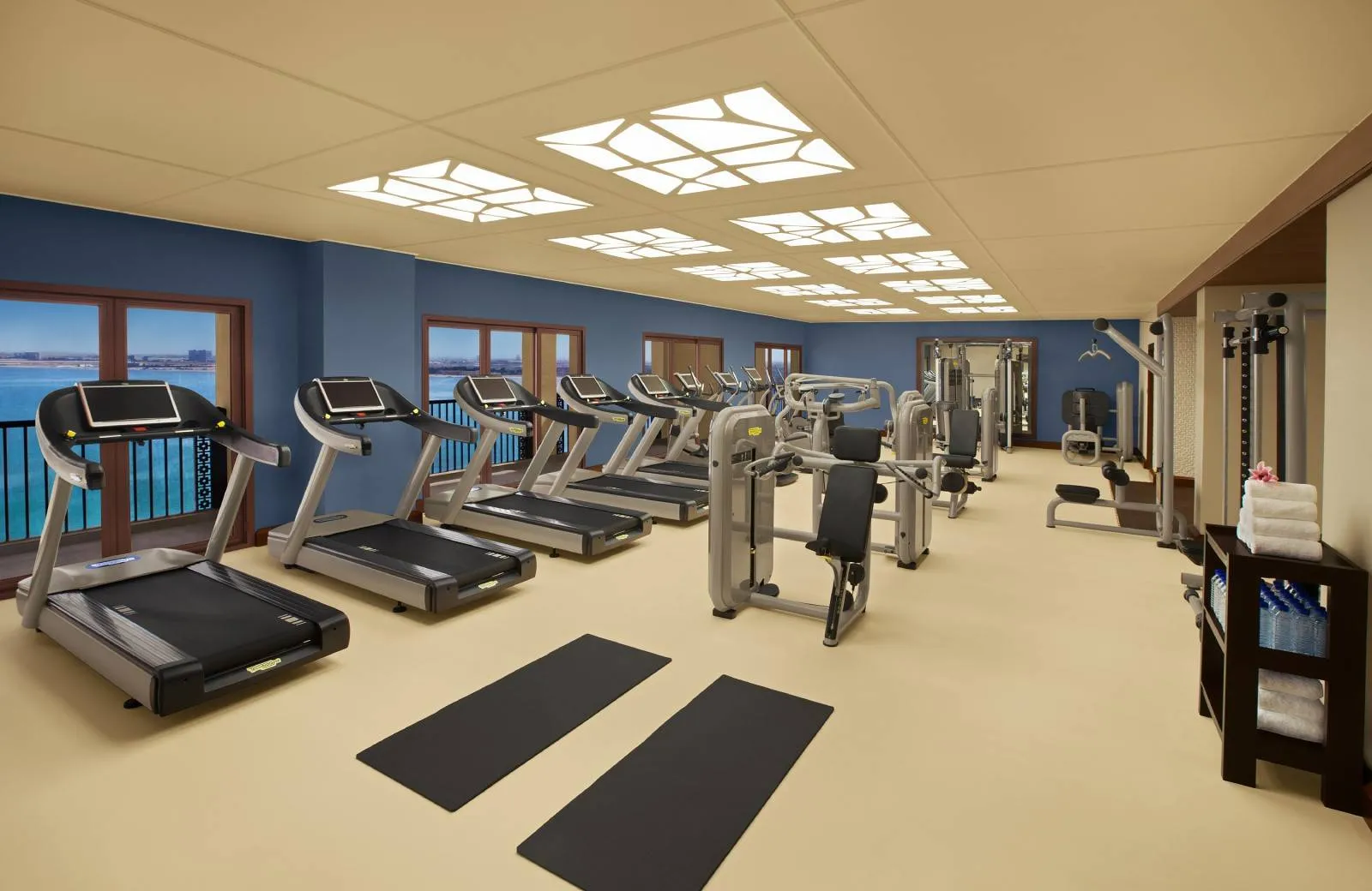 DoubleTree By Hilton Resort & Spa Marjan Island 5*