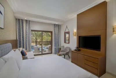 DoubleTree By Hilton Resort & Spa Marjan Island 5*