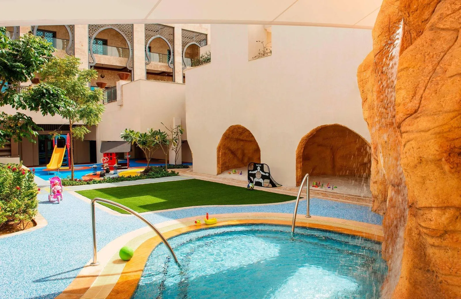 Ajman Saray, a Luxury Collection Resort 5*