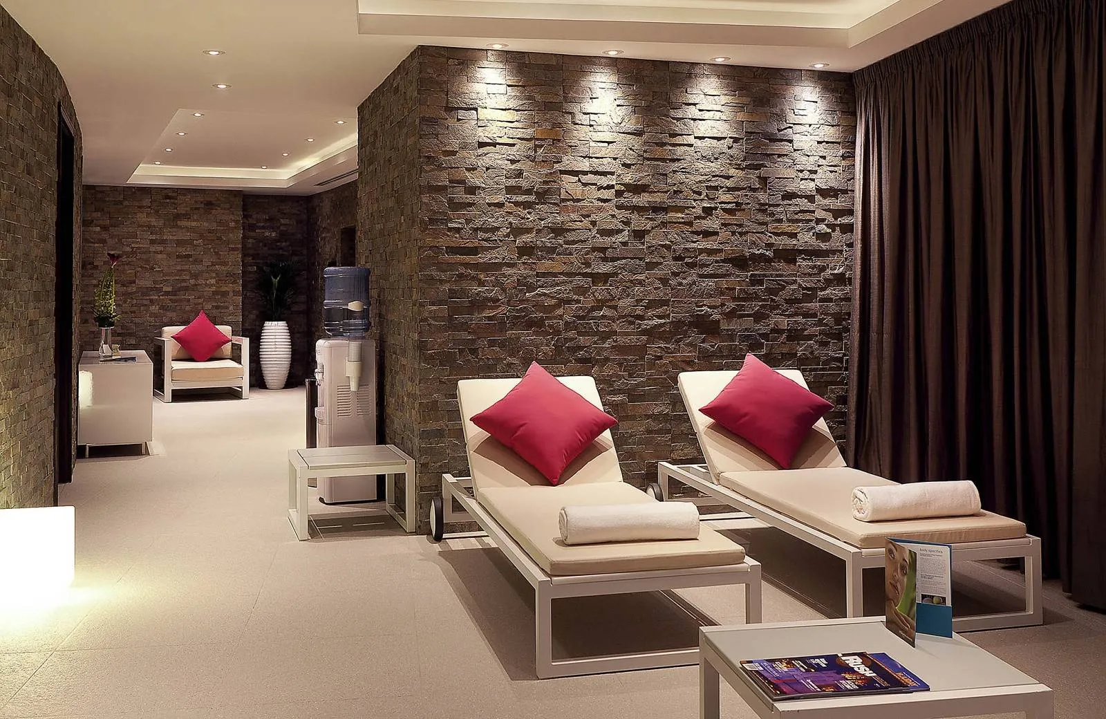 Novotel Dubai Al Barsha 4*