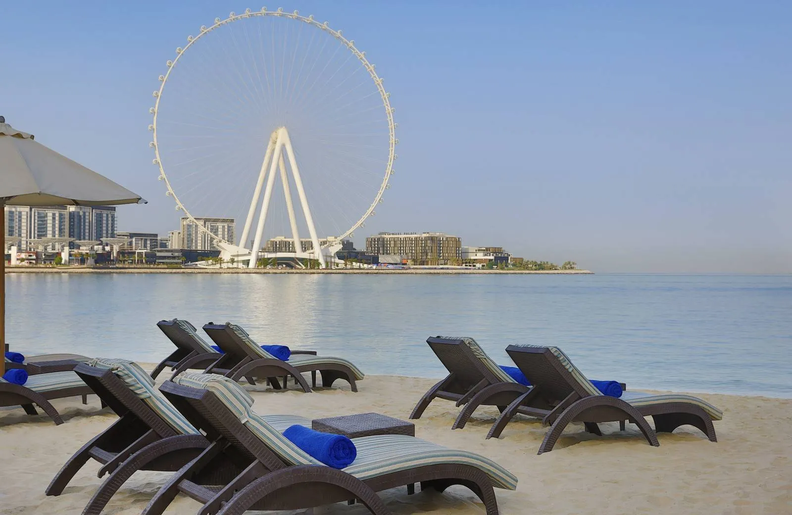 Hilton Dubai The Walk 4*