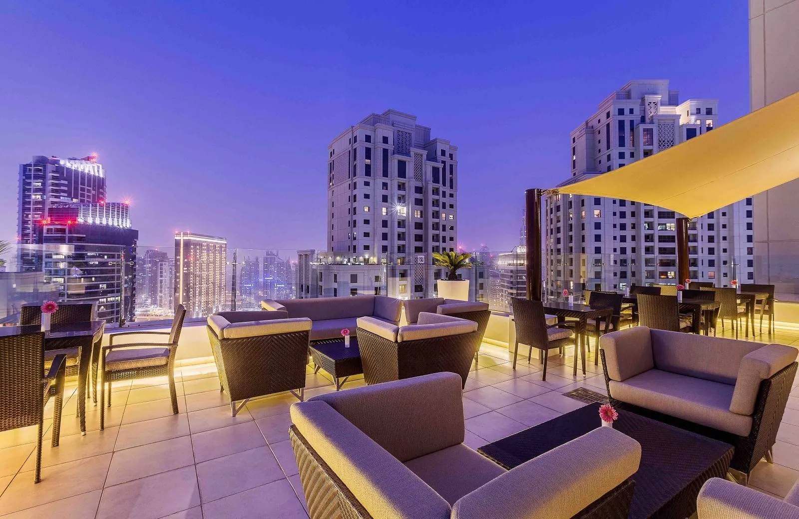 Hilton Dubai The Walk 4*