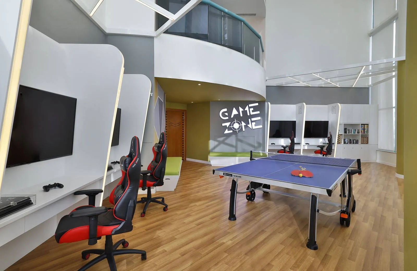 Hilton Dubai The Walk 4*