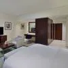 Hilton Dubai The Walk 4*