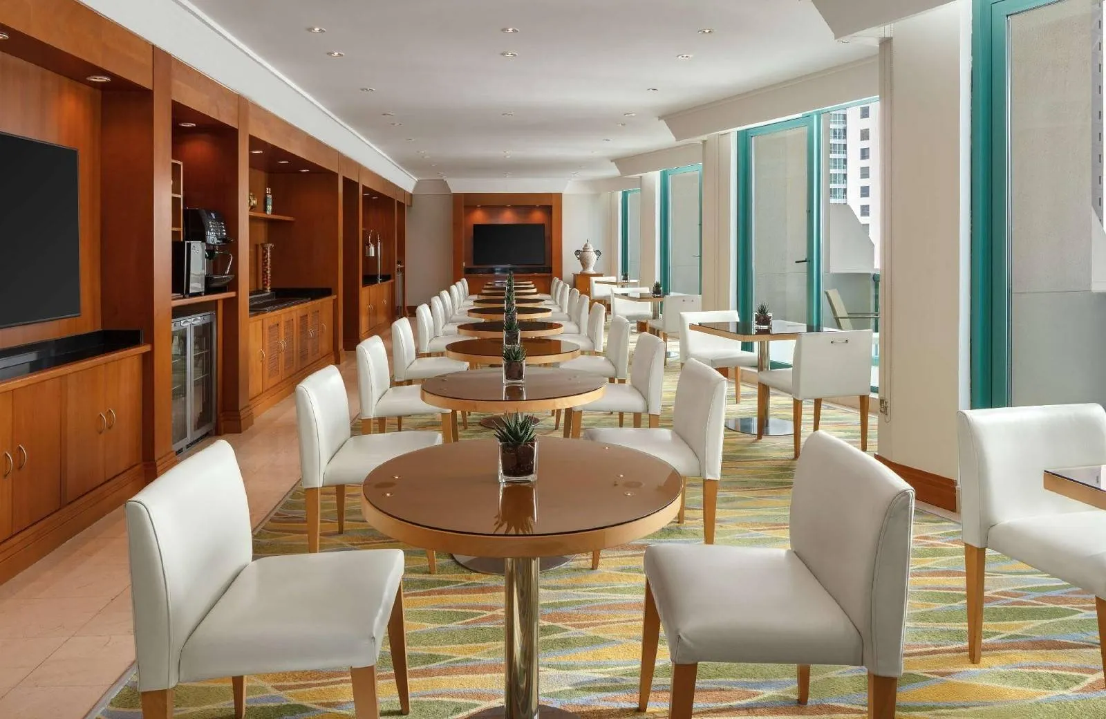 Hilton Dubai Jumeirah Resort 5*