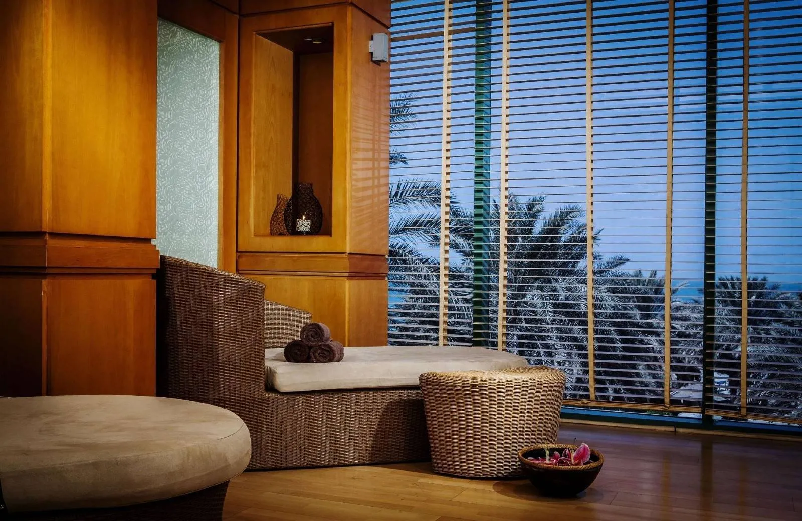 Hilton Dubai Jumeirah Resort 5*