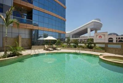 DoubleTree by Hilton Hotel & Residences Dubai Al Barsha  4*