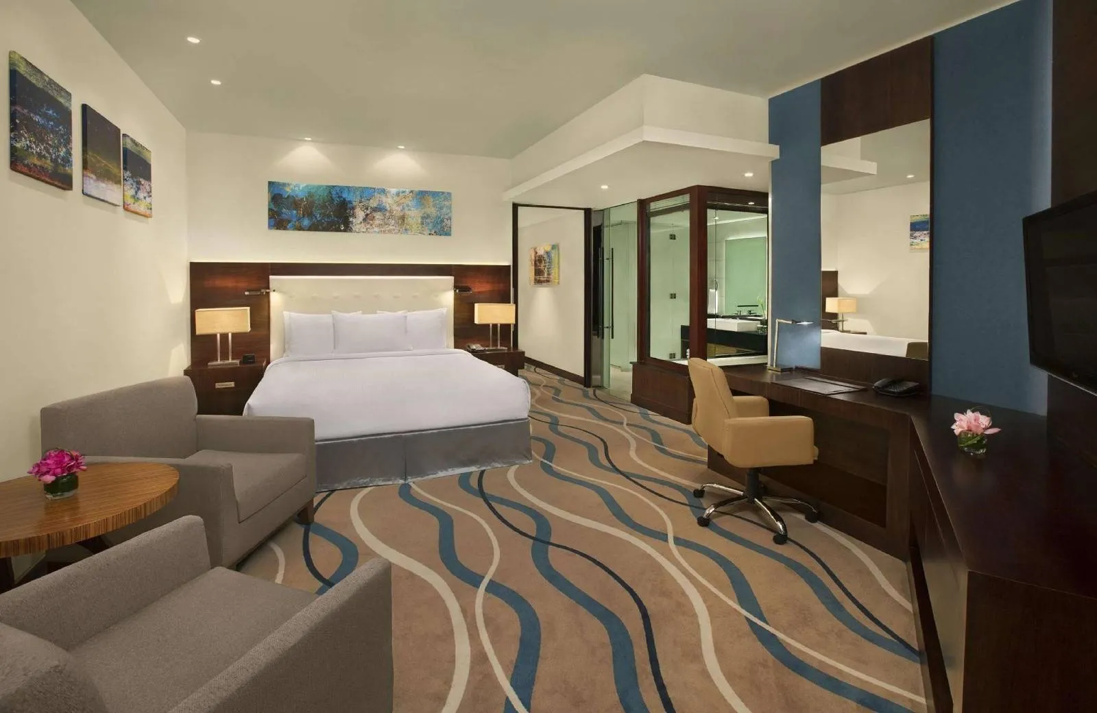 DoubleTree by Hilton Hotel & Residences Dubai Al Barsha  4*