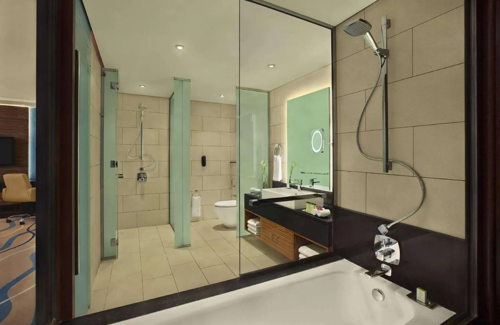 DoubleTree by Hilton Hotel & Residences Dubai Al Barsha  4*