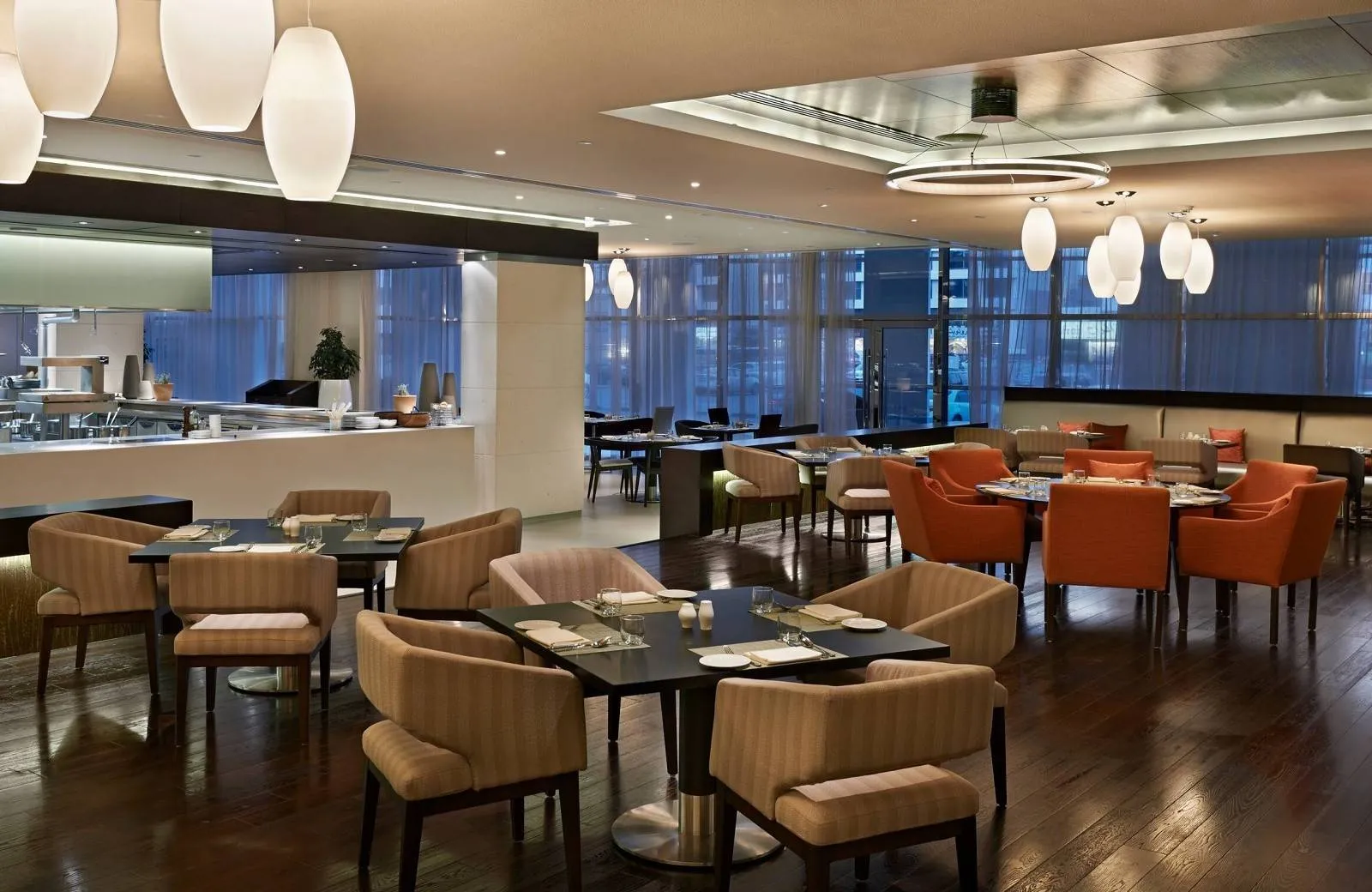 Hyatt Place Dubai/Al Rigga 4*