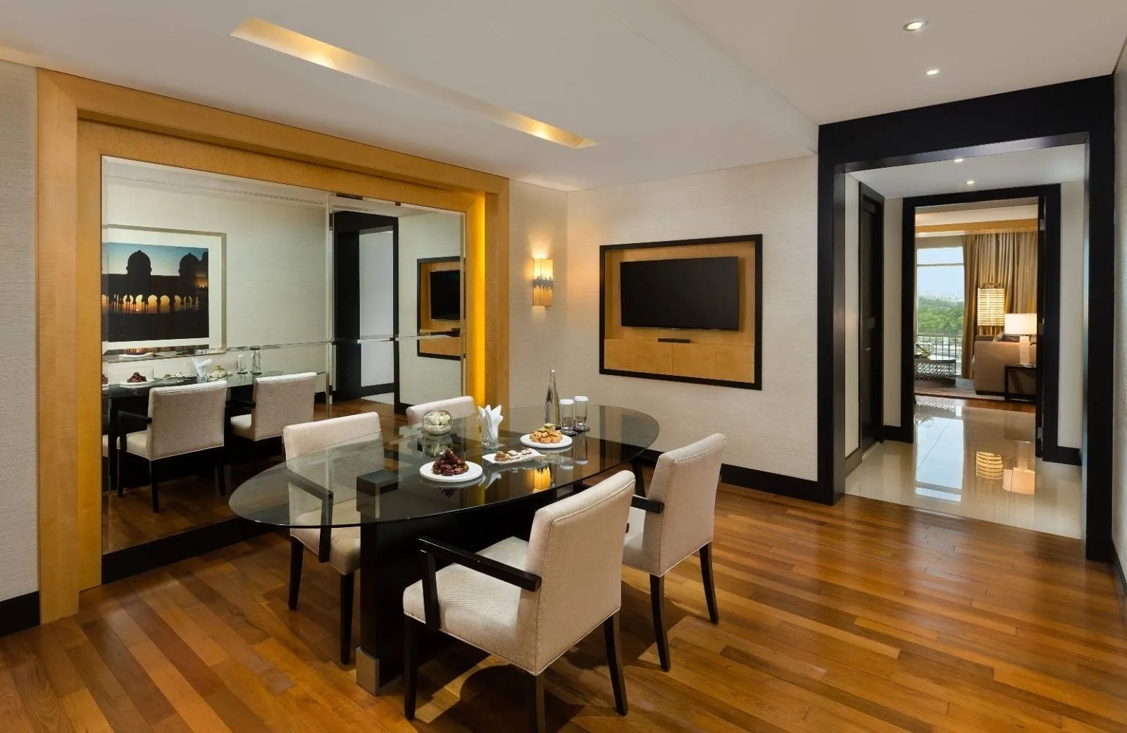 Kempinski Hotel Mall of the Emirates 5*