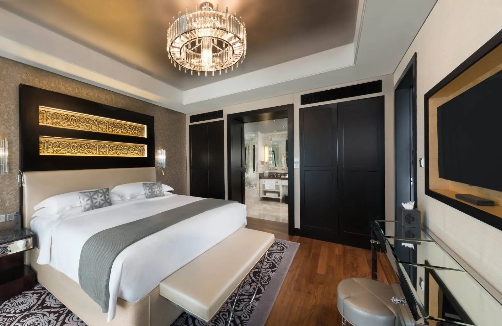 Kempinski Hotel Mall of the Emirates 5*