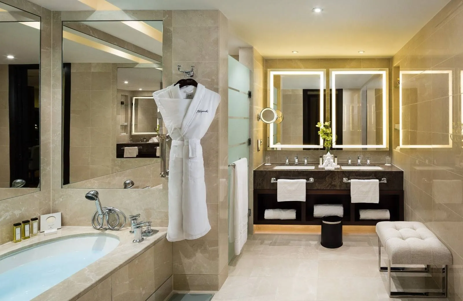 Kempinski Hotel Mall of the Emirates 5*