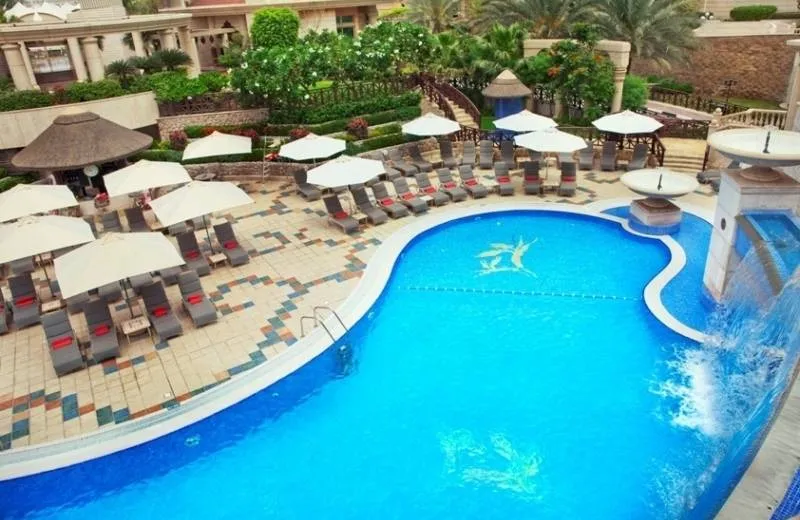 Swissôtel Al Murooj Dubai (ex. Roda Al Murooj Hotel) 5*