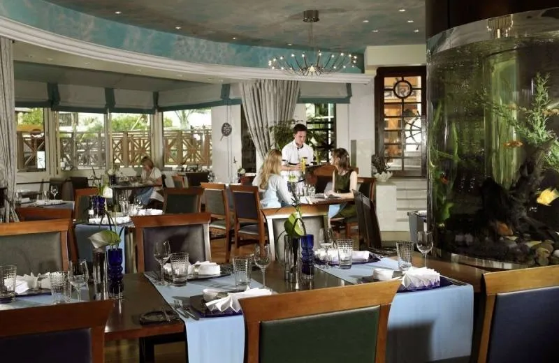 Swissôtel Al Murooj Dubai (ex. Roda Al Murooj Hotel) 5*