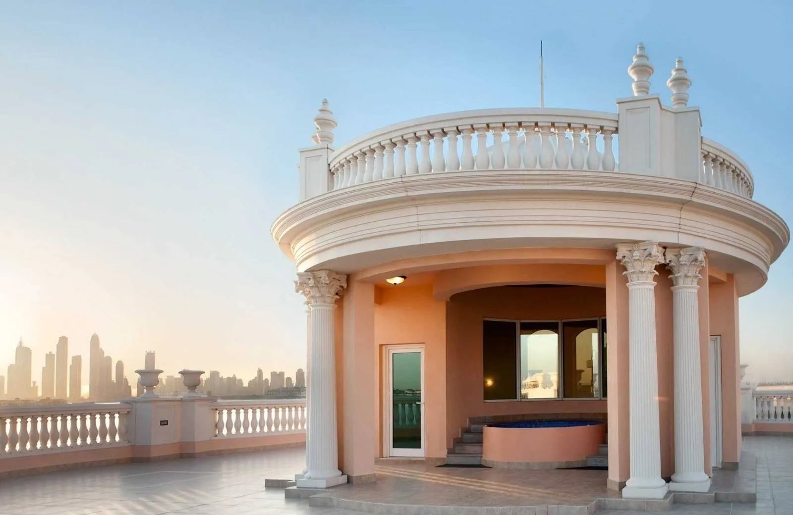 Kempinski Hotel & Residences Palm Jumeirah 5*