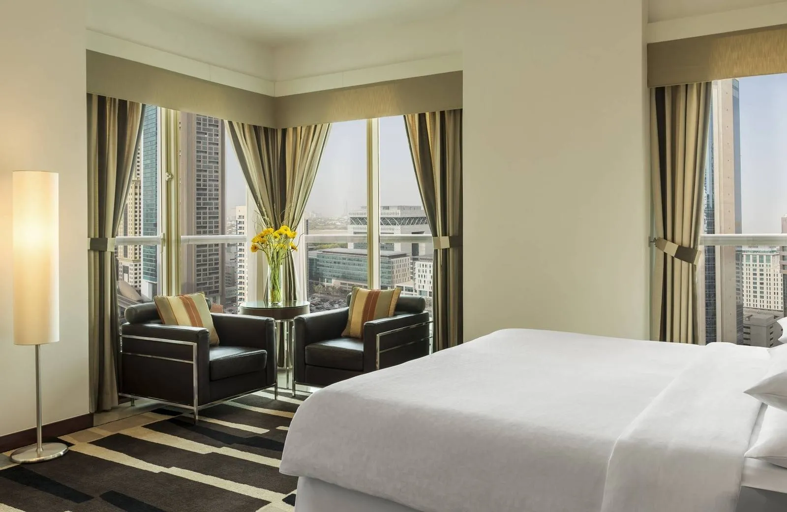 Four Points By Sheraton Sheikh Zayed Road 4*
