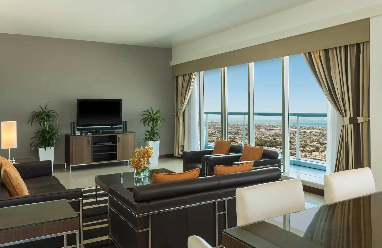 Four Points By Sheraton Sheikh Zayed Road 4*