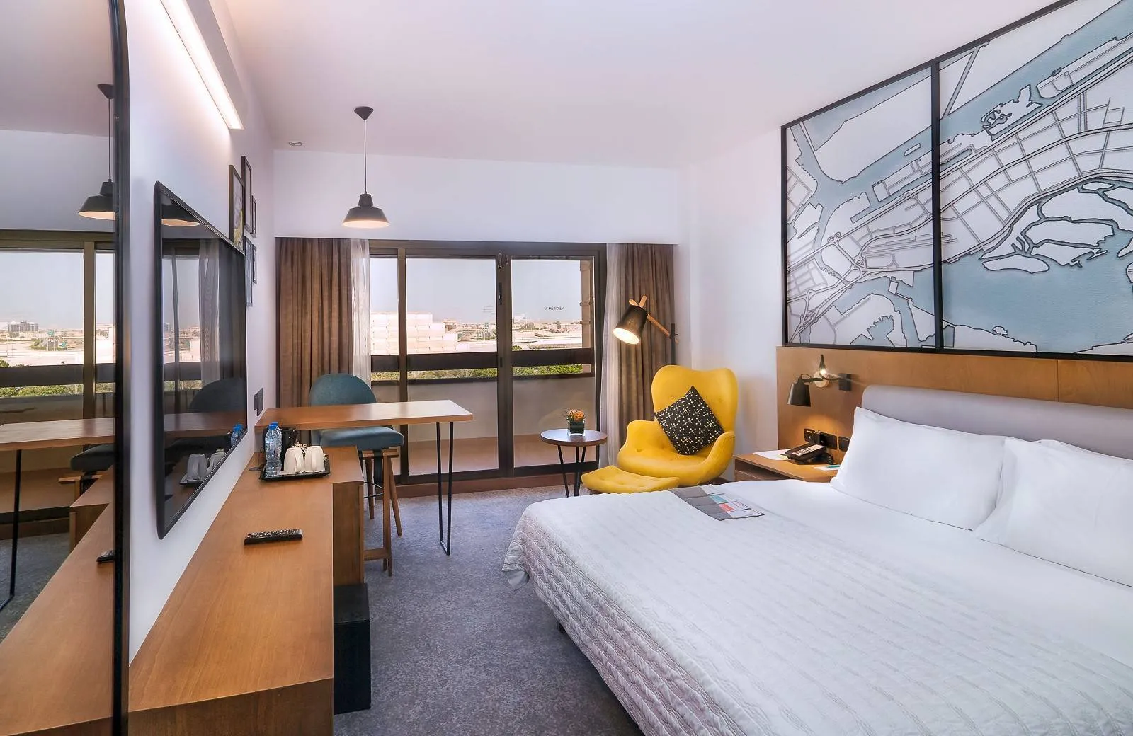 Le Meridien Abu Dhabi 4*