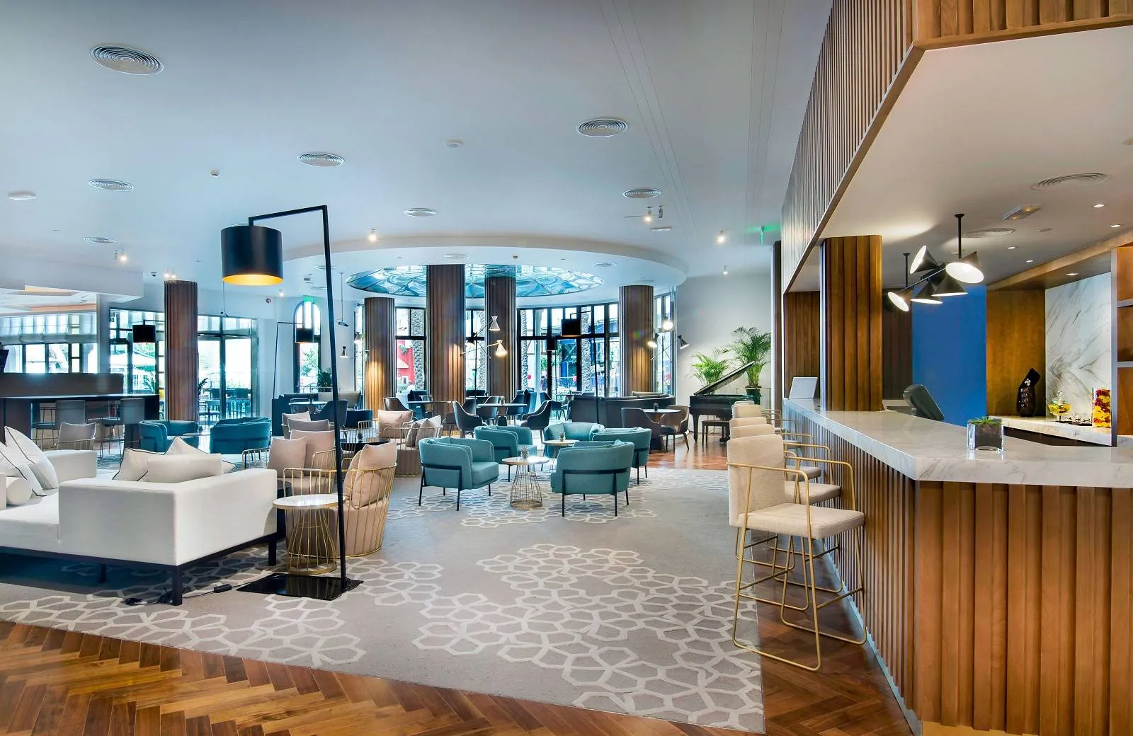 Le Meridien Abu Dhabi 4*